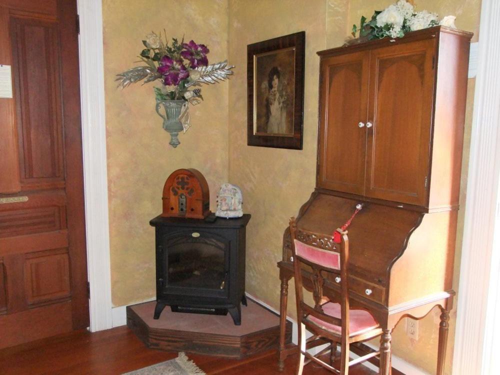 Robin'S Nest Bed & Breakfast San Andreas Ruang foto